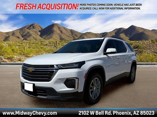Summit White 2023 Chevrolet Traverse LT Cloth