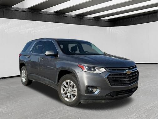 Satin Steel Metallic 2020 Chevrolet Traverse LT Leather