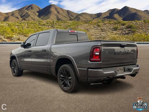 Granite Crystal Metallic Clearcoat 2025 RAM 1500 Big Horn/Lone Star