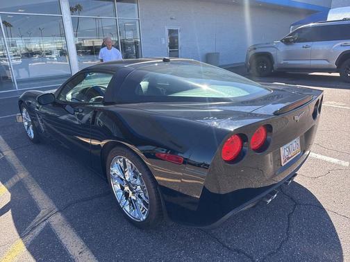 2005 Chevrolet Corvette Base