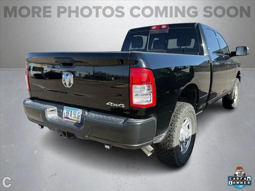 2022 RAM 2500 Tradesman Crew Cab 4x4 6'4' Box