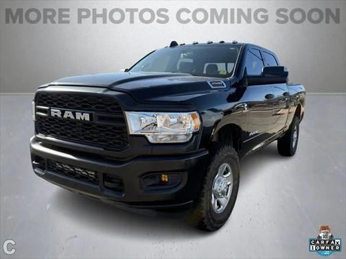 2022 RAM 2500 Tradesman Crew Cab 4x4 6'4' Box