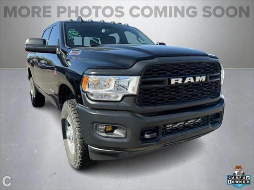 2022 RAM 2500 Tradesman Crew Cab 4x4 6'4' Box