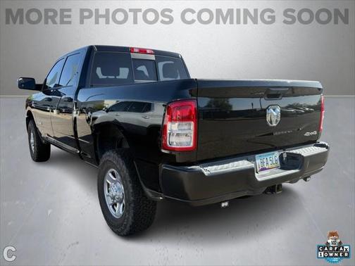 2022 RAM 2500 Tradesman Crew Cab 4x4 6'4' Box