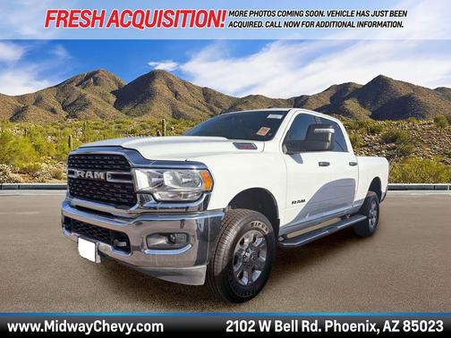Bright White Clearcoat 2024 RAM 2500 Big Horn Crew Cab 4x4 6'4' Box