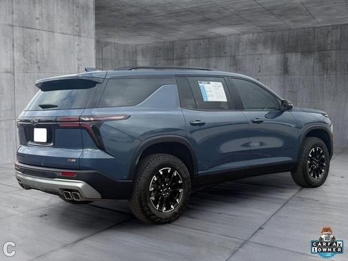 Lakeshore Blue Metallic 2024 Chevrolet Traverse AWD Z71