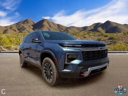 Lakeshore Blue Metallic 2024 Chevrolet Traverse AWD Z71