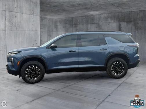 Lakeshore Blue Metallic 2024 Chevrolet Traverse AWD Z71