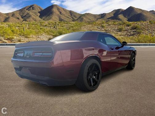 2019 Dodge Challenger SXT
