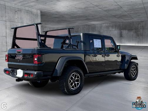 Black Clearcoat 2024 Jeep Gladiator Rubicon
