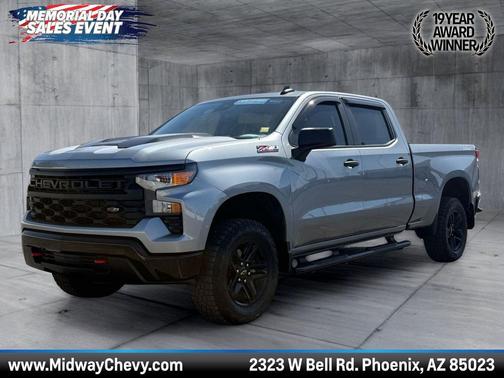 Sterling Gray Metallic 2024 Chevrolet Silverado 1500 Custom Trail Boss