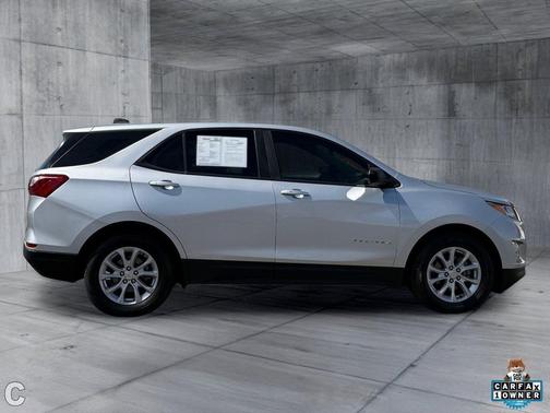 Silver Ice Metallic 2021 Chevrolet Equinox LS