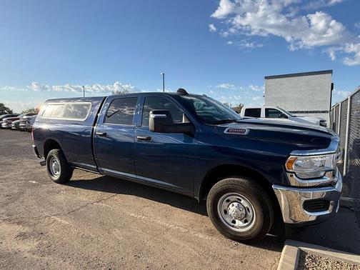 Patriot Blue Pearlcoat 2023 RAM 2500 Tradesman Crew Cab 4x2 8' Box