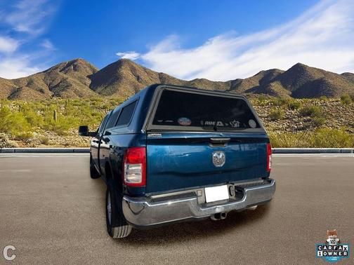 Patriot Blue Pearlcoat 2023 RAM 2500 Tradesman Crew Cab 4x2 8' Box