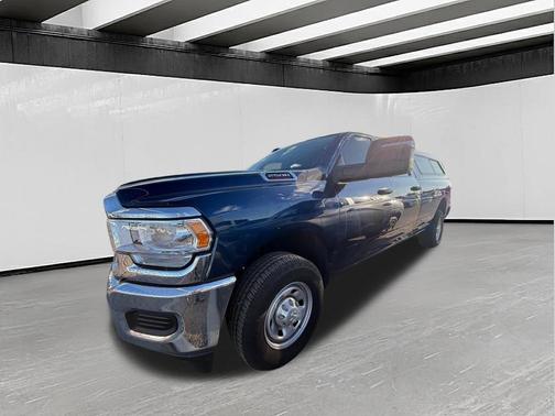 Patriot Blue Pearlcoat 2023 RAM 2500 Tradesman Crew Cab 4x2 8' Box