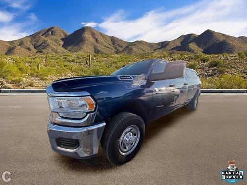 Patriot Blue Pearlcoat 2023 RAM 2500 Tradesman Crew Cab 4x2 8' Box