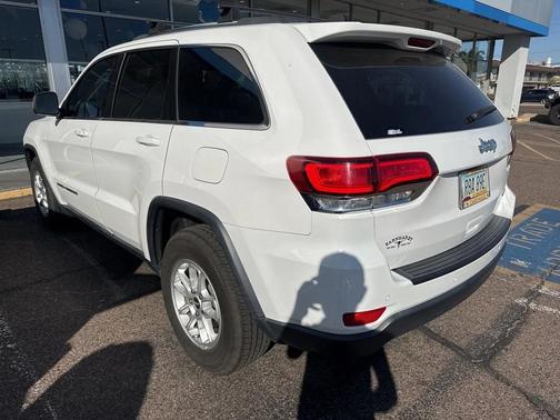 2020 Jeep Grand Cherokee Laredo