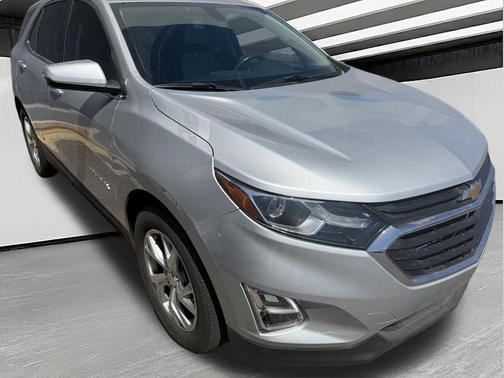 Silver Ice Metallic 2018 Chevrolet Equinox 2LT