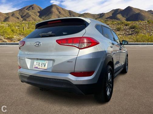2018 Hyundai TUCSON SEL
