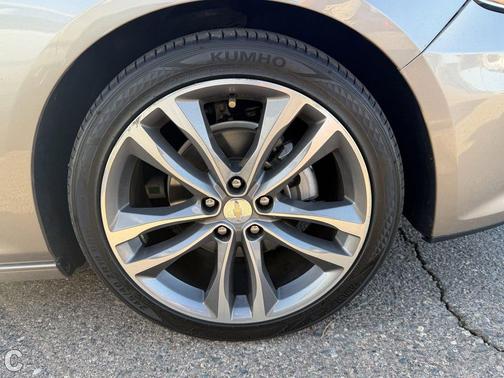 Mineral Gray Metallic 2022 Chevrolet Malibu FWD LT