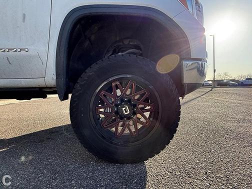 2022 GMC Sierra 1500 SLE