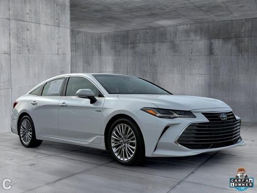 Wind Chill Pearl 2020 Toyota Avalon Hybrid Limited