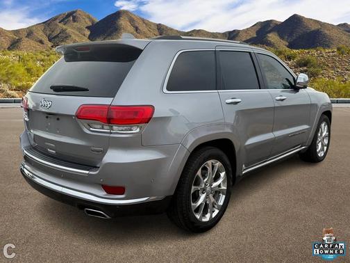 2020 Jeep Grand Cherokee Summit