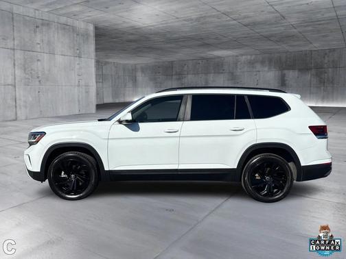 2023 Volkswagen Atlas 3.6L SE w/Technology
