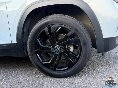 2023 Volkswagen Atlas 3.6L SE w/Technology