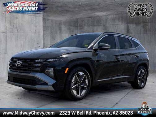 Phantom Black 2025 Hyundai TUCSON SEL Convenience