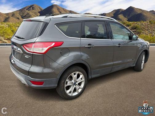 White Platinum Metallic Tri-Coat 2016 Ford Escape Titanium