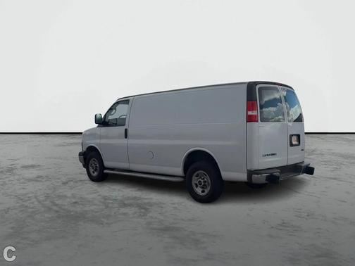 2023 GMC Savana 2500 Work Van