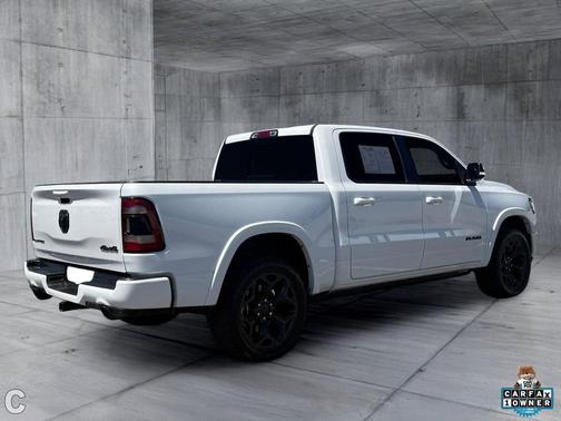 Ivory White Tri-Coat Pearlcoat 2021 RAM 1500 Limited