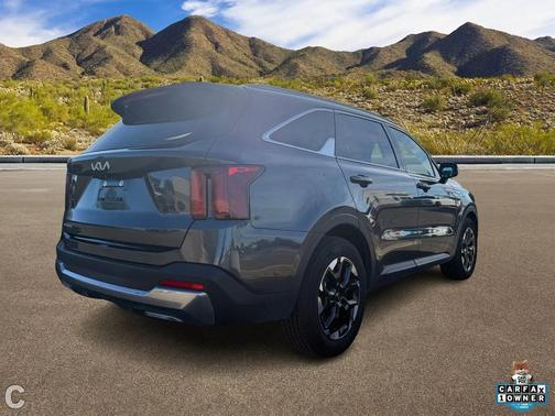 2024 Kia Sorento S