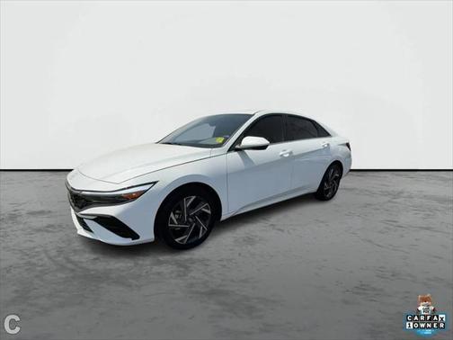 2025 Hyundai ELANTRA SEL