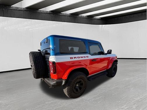 Oxford White 2025 Ford Bronco Stroppe Edition