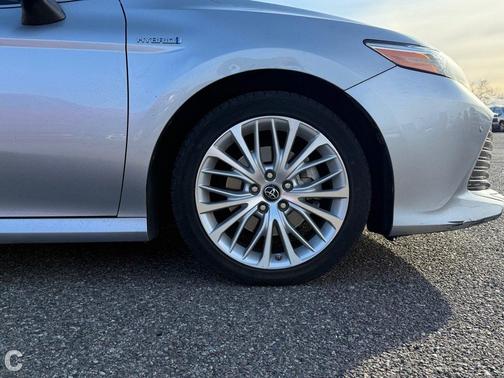 2018 Toyota Camry Hybrid XLE