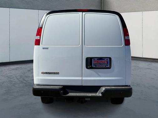 2025 Chevrolet Express 2500 RWD 2500 Regular Wheelbase WT
