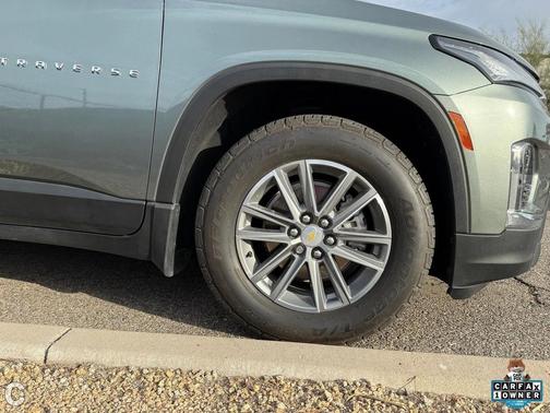 2023 Chevrolet Traverse LT Leather
