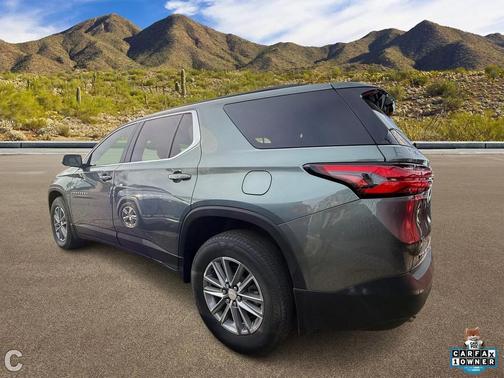 2023 Chevrolet Traverse LT Leather