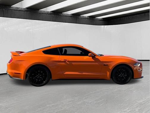 Twister Orange Tri-Coat 2021 Ford Mustang GT