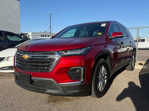 Radiant Red Tintcoat 2023 Chevrolet Traverse LT Leather
