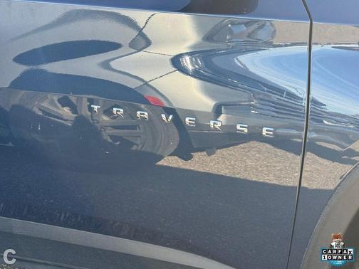 2023 Chevrolet Traverse LS