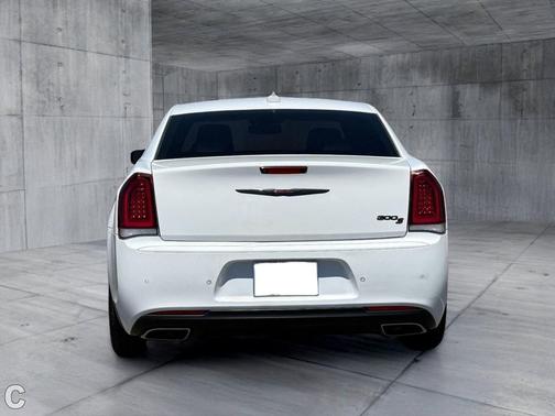 Bright White Clearcoat 2021 Chrysler 300 S