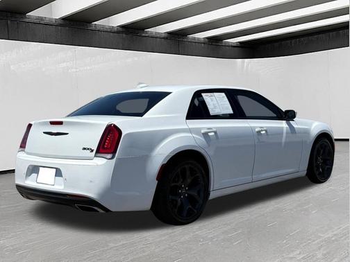 Bright White Clearcoat 2021 Chrysler 300 S