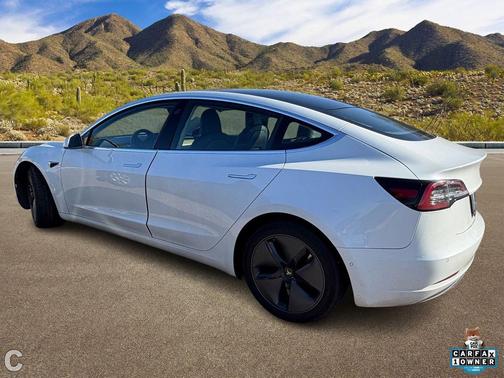 2020 Tesla Model 3 Standard Range Plus