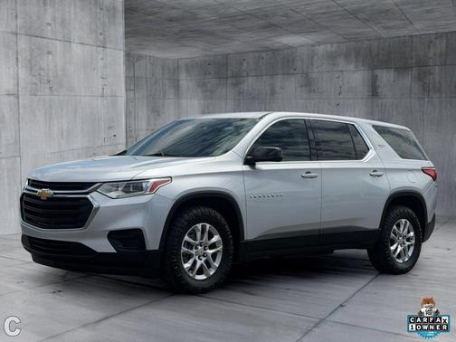 Silver Ice Metallic 2020 Chevrolet Traverse LS