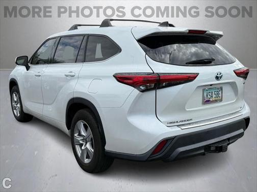 2022 Toyota Highlander Hybrid LE