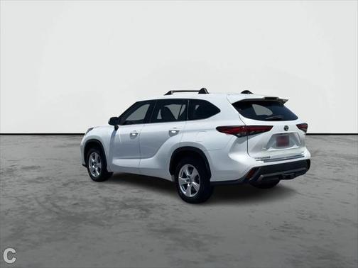 2022 Toyota Highlander Hybrid LE