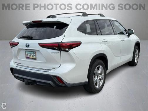 2022 Toyota Highlander Hybrid LE